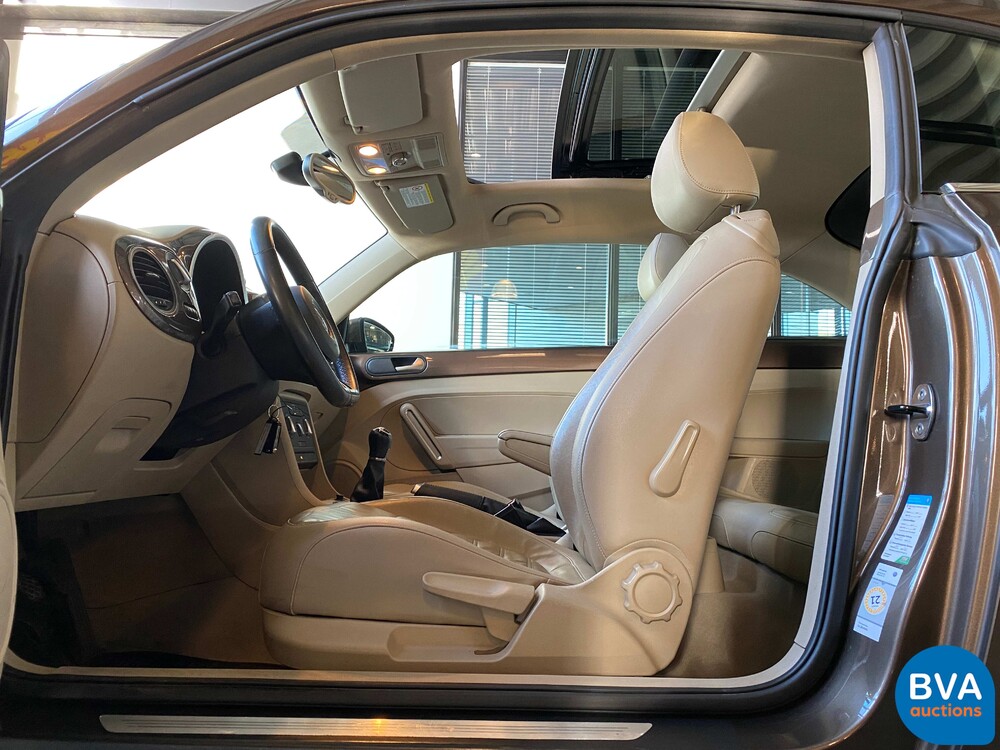 Volkswagen Beetle 1.2 TSI Design 105pk 2014, N-248-LP