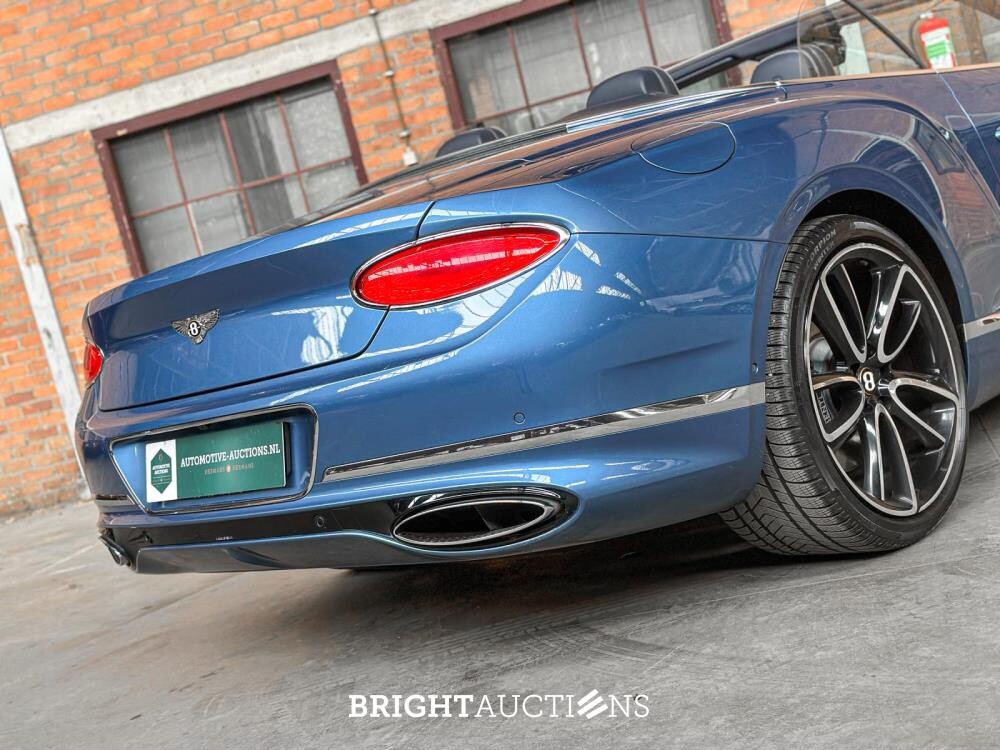 Bentley Continental GTC 6.0 W12 -Centenary Edition- 635pk 2020