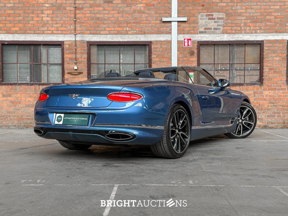 Bentley Continental GTC 6.0 W12 -Centenary Edition- 635pk 2020