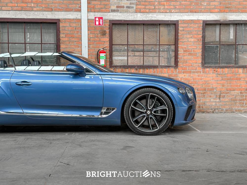 Bentley Continental GTC 6.0 W12 -Centenary Edition- 635pk 2020