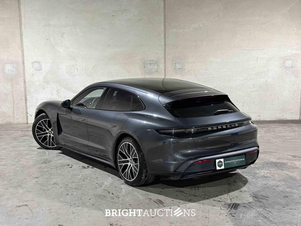 Porsche Taycan Sport Turismo 79 kWh (Sport Chrono) 326pk 2022 (Origineel-NL), P-959-PG