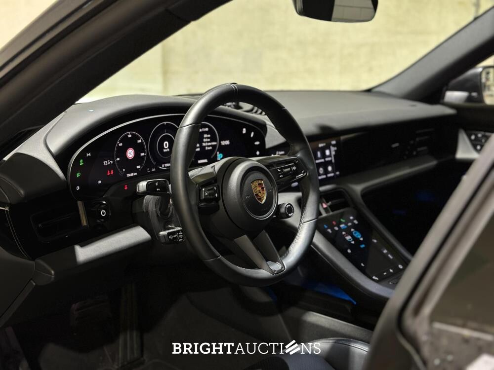 Porsche Taycan Sport Turismo 79 kWh (Sport Chrono) 326pk 2022 (Origineel-NL), P-959-PG