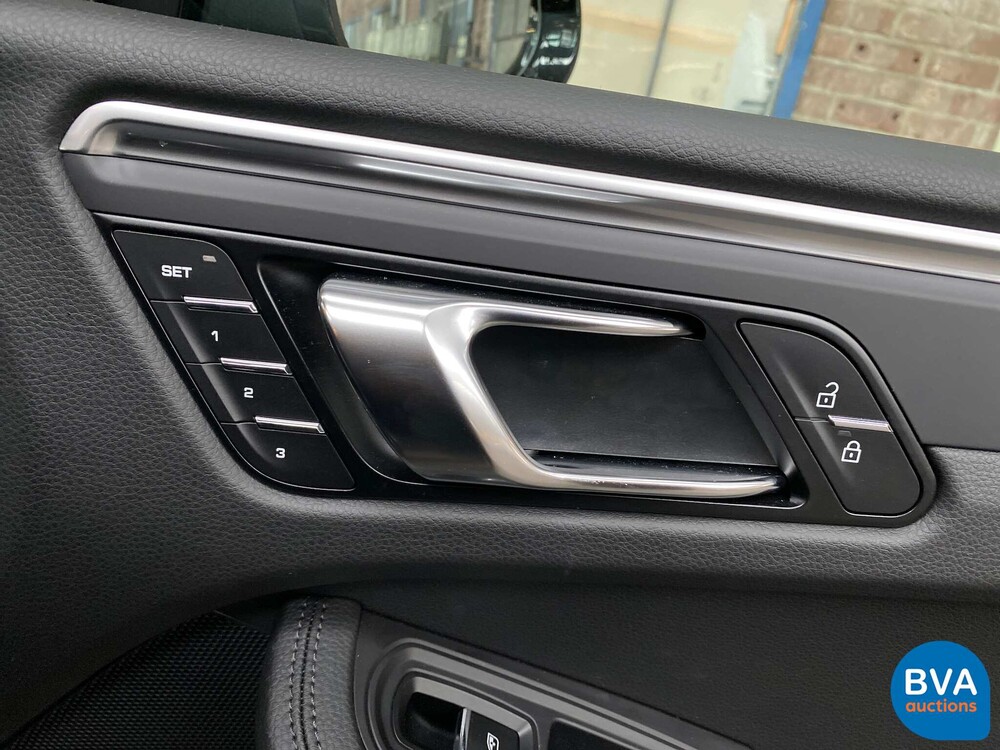 Porsche Macan 245pk PDK 2021 -GARANTIE-