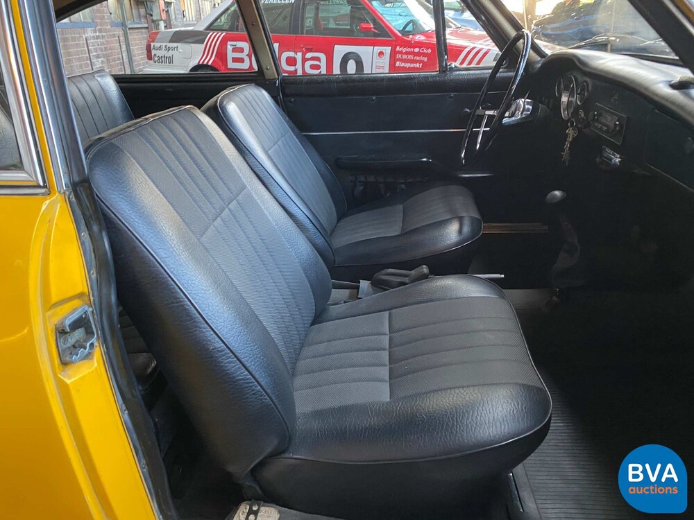 Volkswagen Karmann Ghia TC 1975 65pk, 77-YD-77