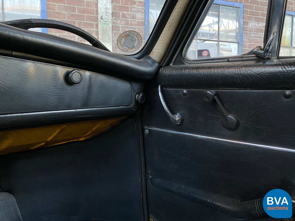 Volkswagen Karmann Ghia TC 1975 65pk, 77-YD-77