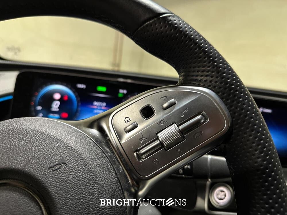 Mercedes-Benz EQC400 4Matic Business Solution Luxury 80 kWh 408pk 2021, P-079-LT