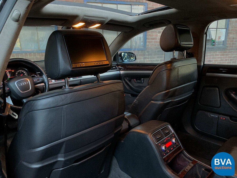 Audi A8 Lang 6.0 W12 Quattro Pro line 450pk 2004, 69-RD-NX