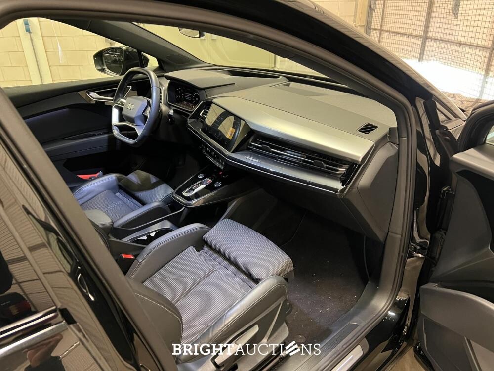 Audi Q4 Sportback e-tron 40 Launch edition S Competition 77 kWh 204hp 2021 (Original-NL), N-622-TH
