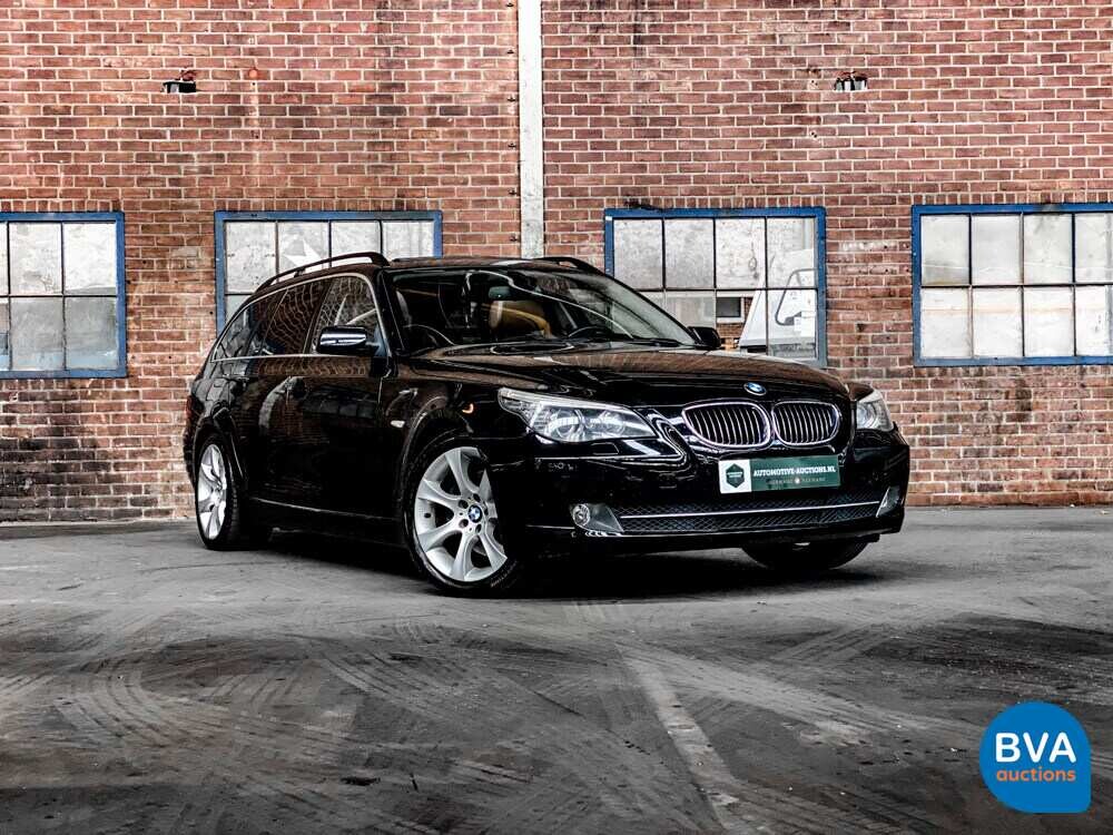 BMW 5-serie Touring 525i Business Line 218pk 2008, 24-ZL-BD