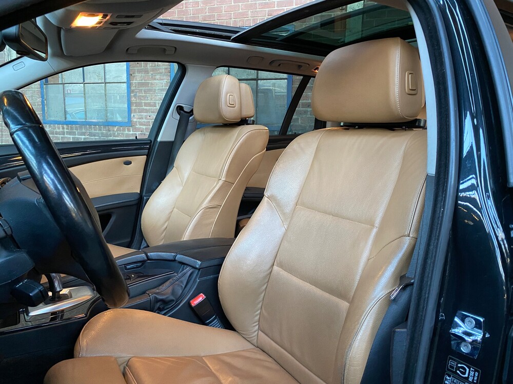 BMW 5-serie Touring 525i Business Line 218pk 2008, 24-ZL-BD
