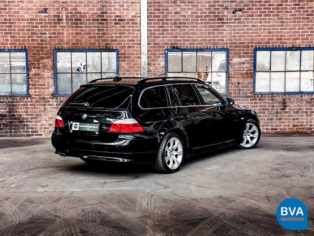BMW 5-serie Touring 525i Business Line 218pk 2008, 24-ZL-BD