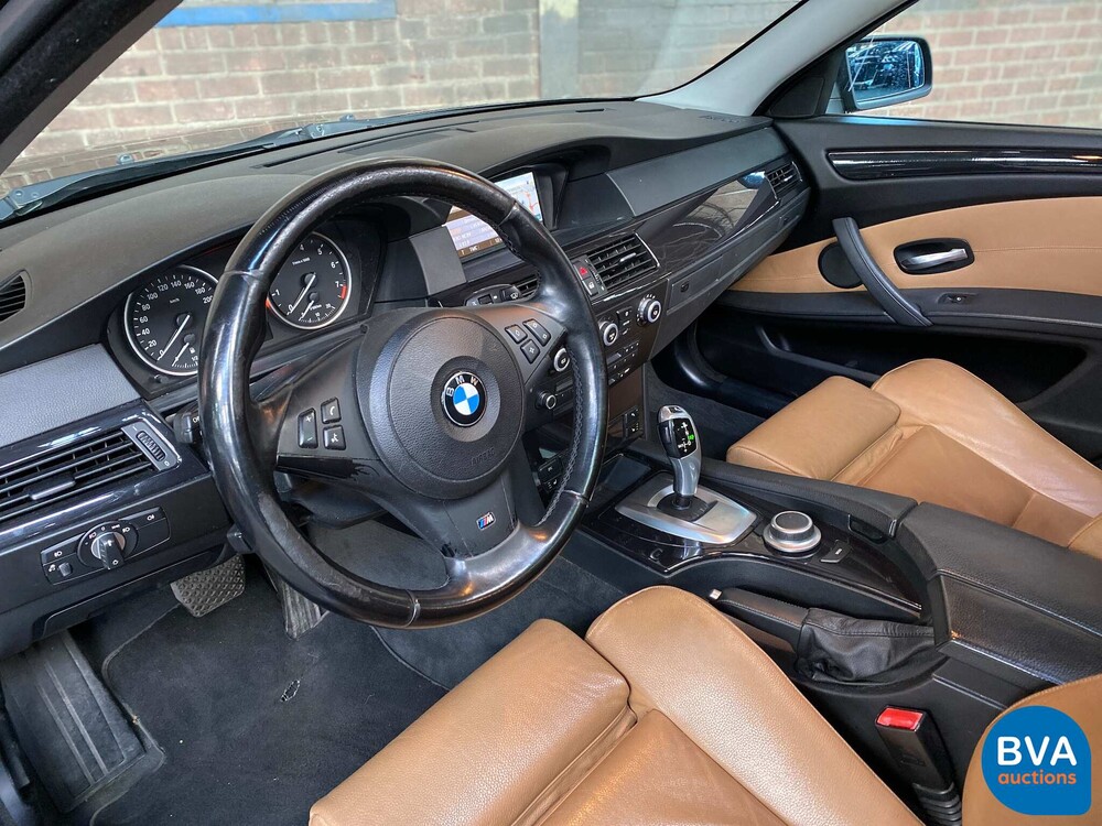 BMW 5-serie Touring 525i Business Line 218pk 2008, 24-ZL-BD