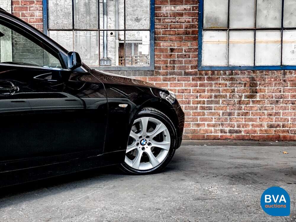 BMW 5-serie Touring 525i Business Line 218pk 2008, 24-ZL-BD