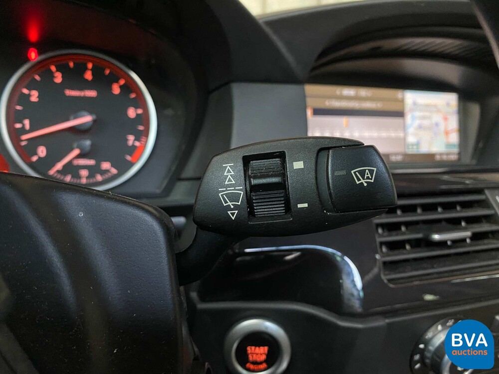 BMW 5-serie Touring 525i Business Line 218pk 2008, 24-ZL-BD