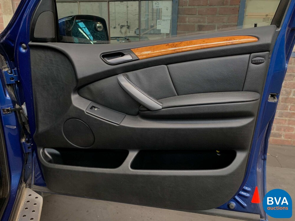 BMW X5 4.4 V8 High Executive 320pk 2006