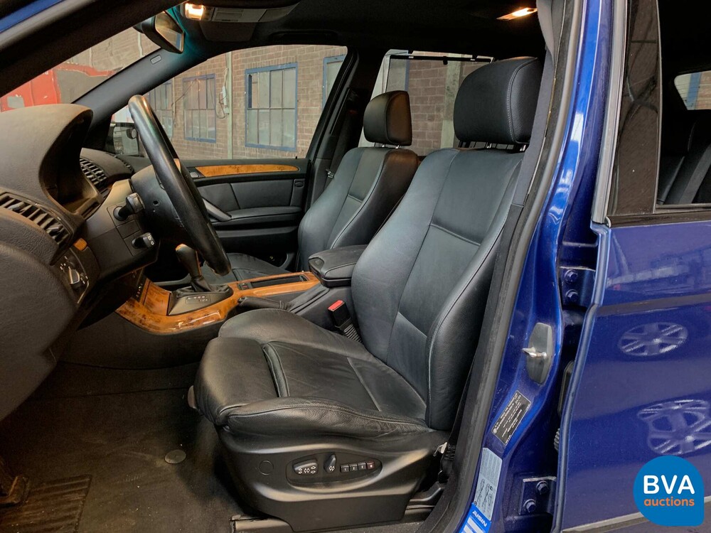 BMW X5 4.4 V8 High Executive 320pk 2006