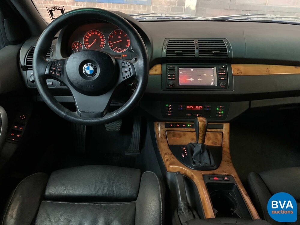 BMW X5 4.4 V8 High Executive 320pk 2006