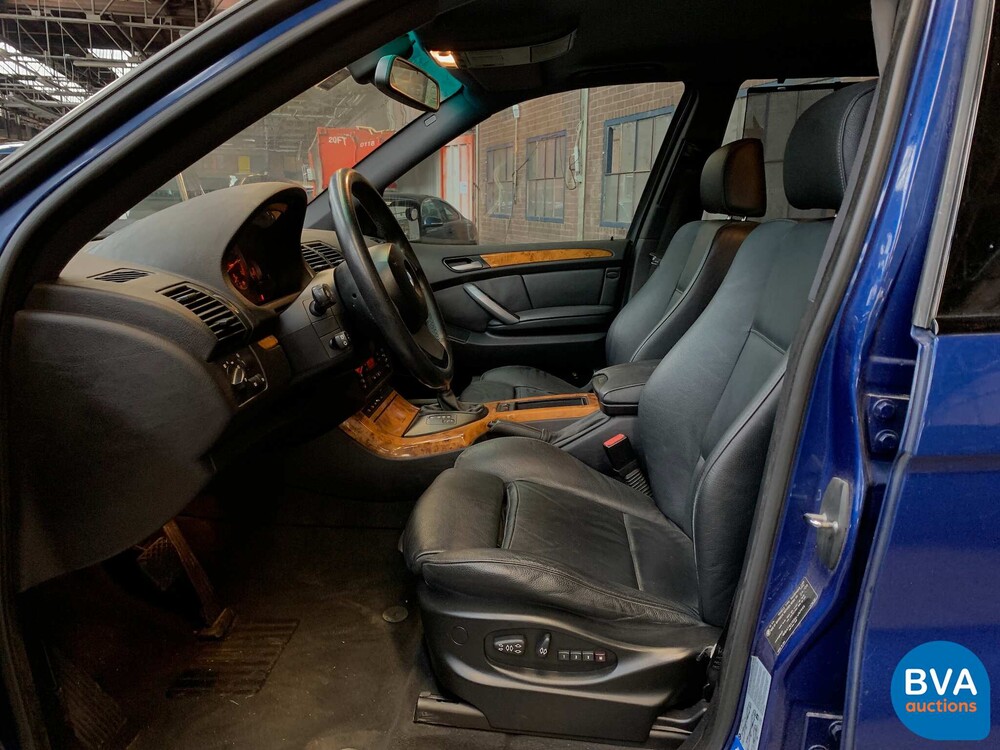 BMW X5 4.4 V8 High Executive 320pk 2006