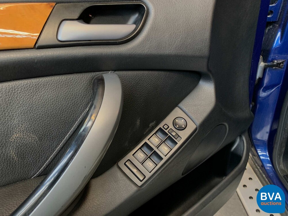 BMW X5 4.4 V8 High Executive 320pk 2006