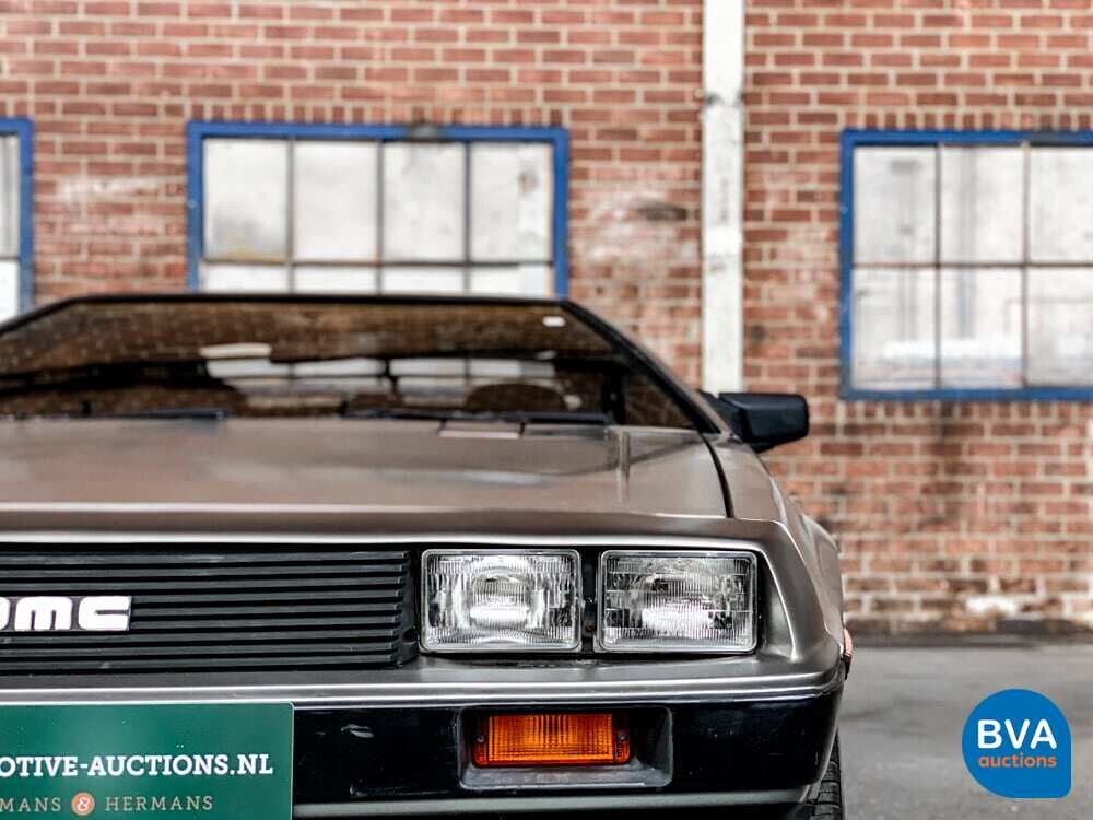 DeLorean DMC-12 1981