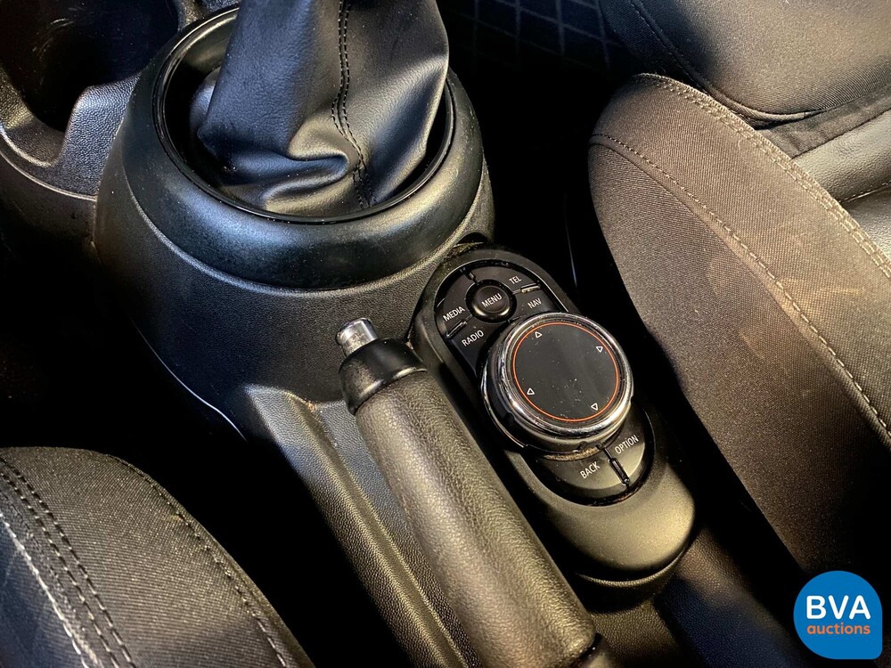 Mini 1.5 Cooper 136pk 2014, 6-TZD-36