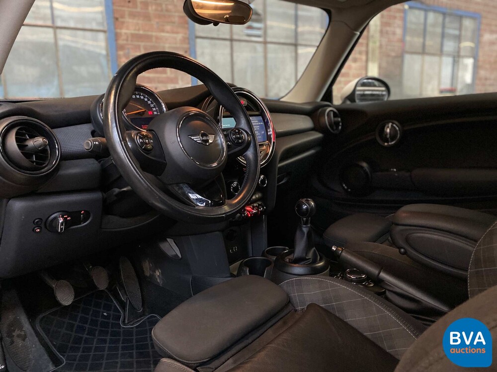 Mini 1.5 Cooper 136pk 2014, 6-TZD-36