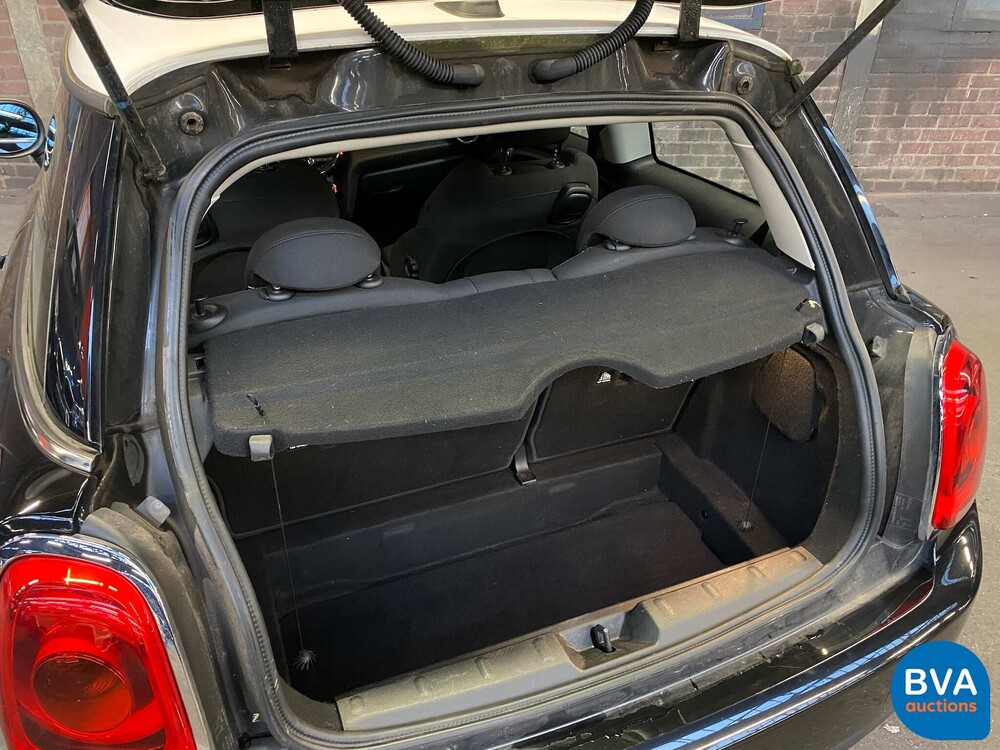 Mini 1.5 Cooper 136pk 2014, 6-TZD-36