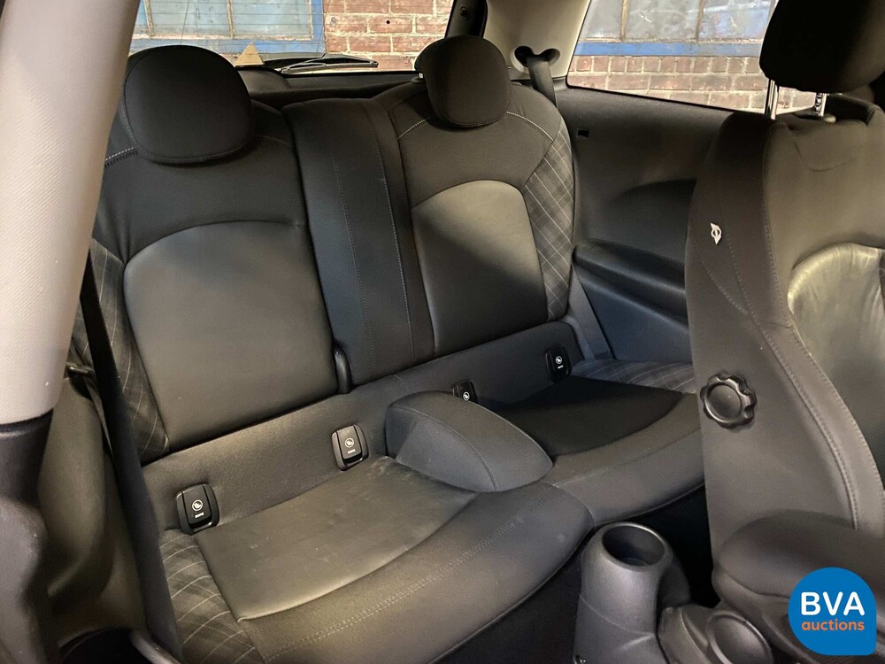 Mini 1.5 Cooper 136pk 2014, 6-TZD-36