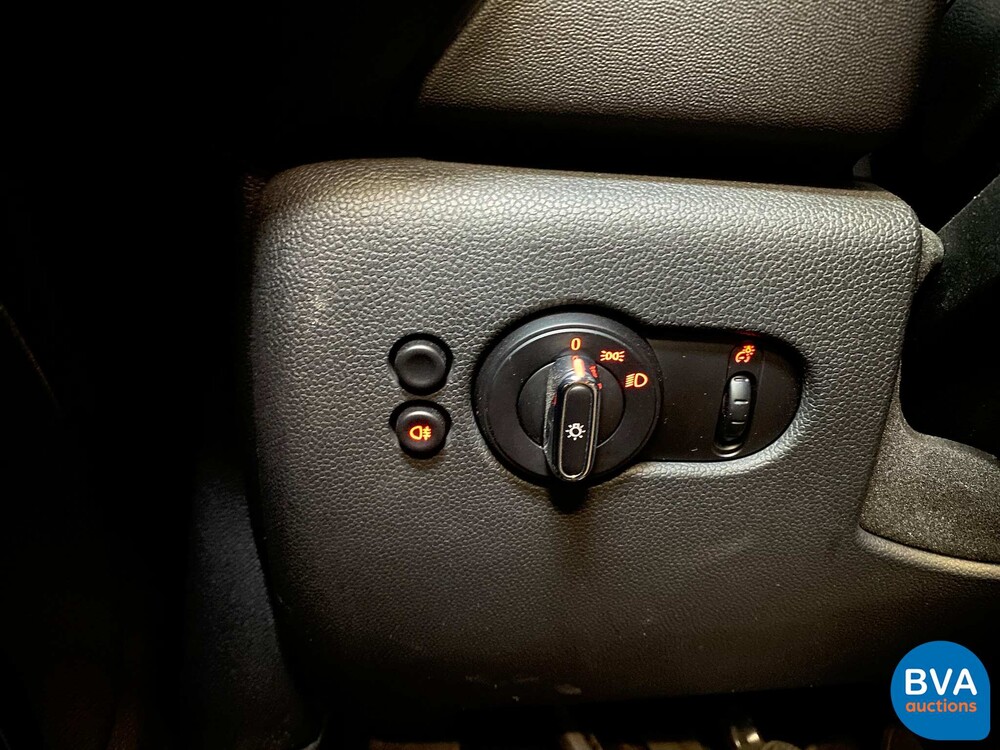 Mini 1.5 Cooper 136pk 2014, 6-TZD-36