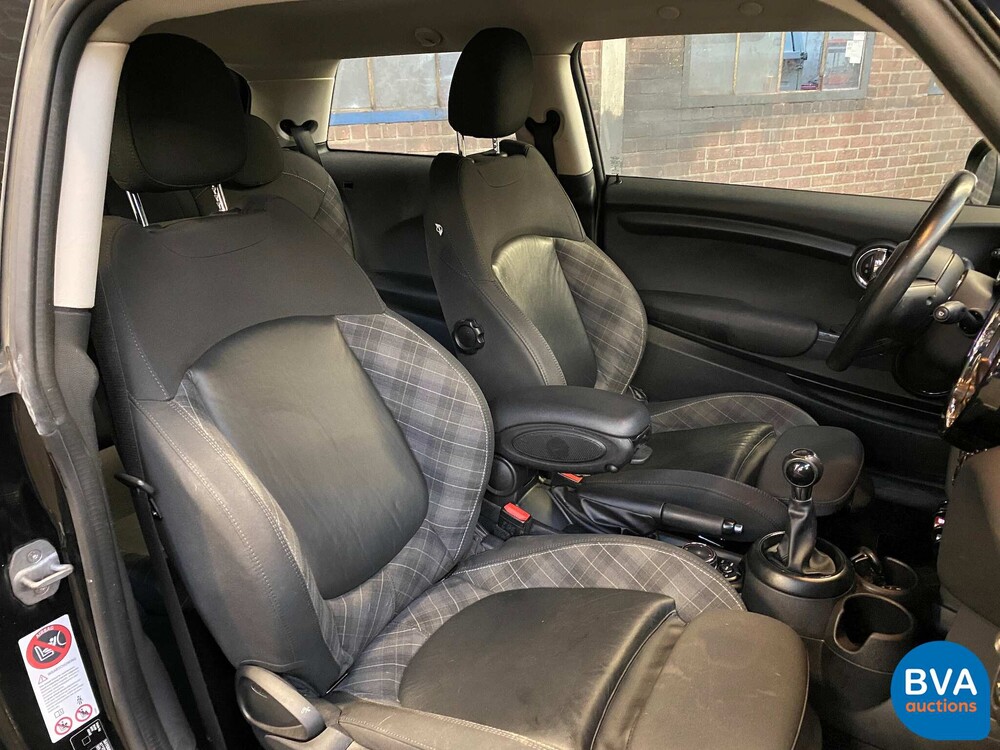 Mini 1.5 Cooper 136pk 2014, 6-TZD-36