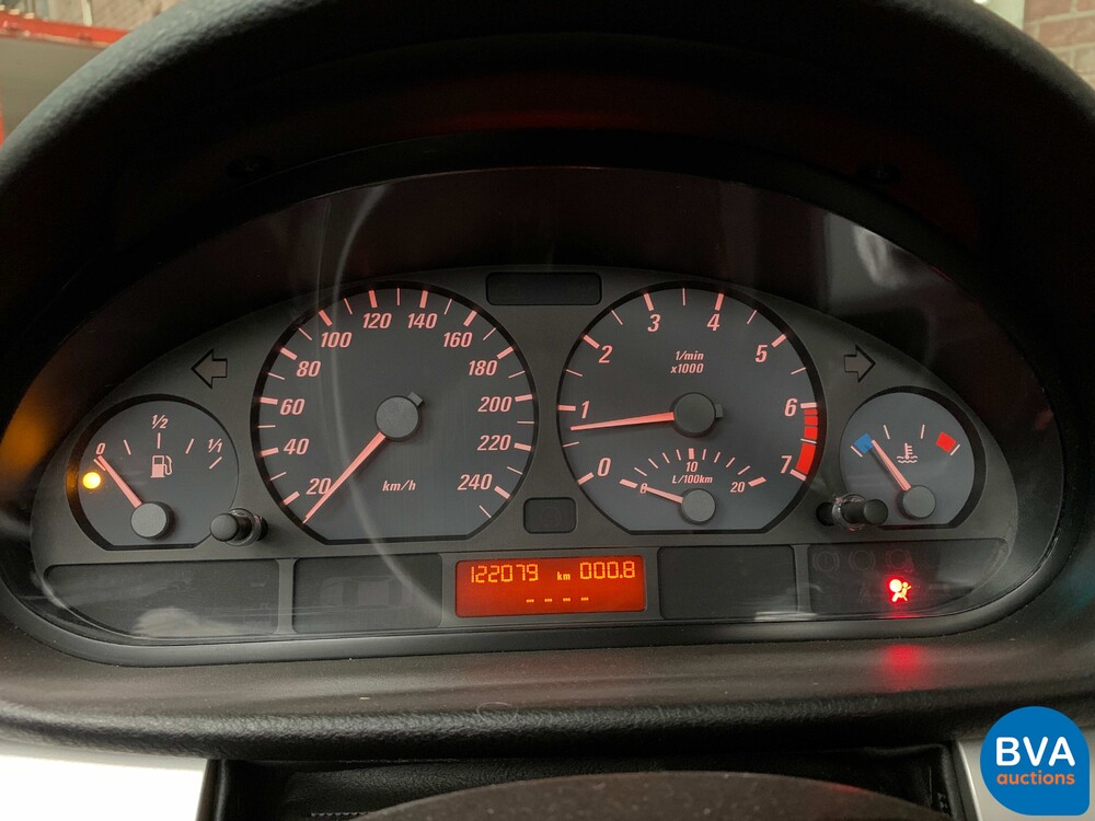 BMW 318Ci Cabrio 3-serie 2001 140pk, PZ-774-D