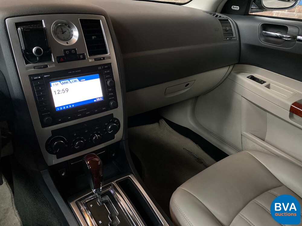 Chrysler 300C Touring 5.7L V8 340pk 2006, 72-SF-ZL
