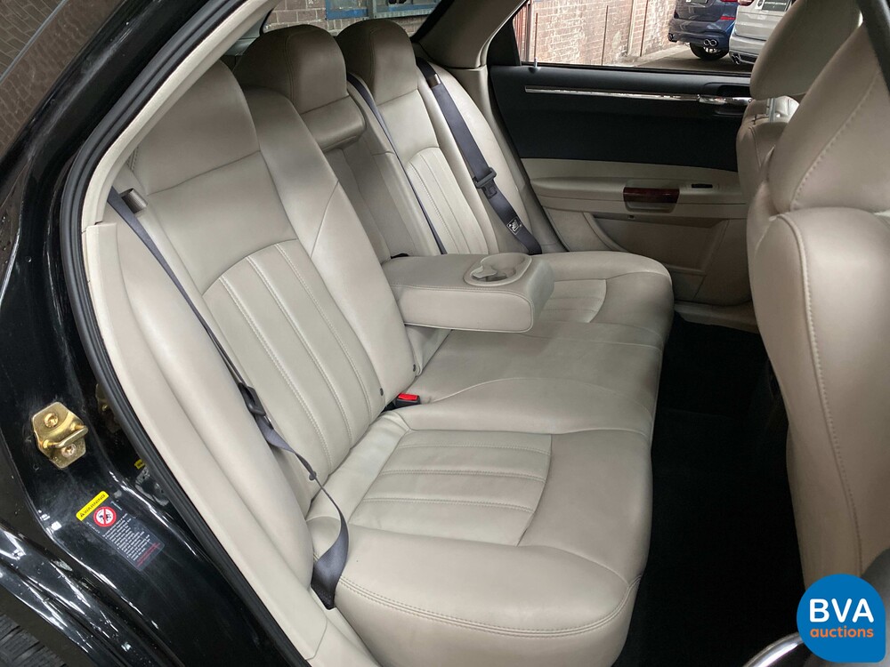 Chrysler 300C Touring 5.7L V8 340pk 2006, 72-SF-ZL