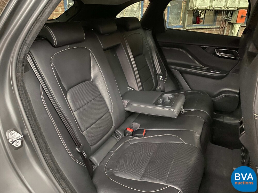 Jaguar F-Pace 2.0 25t R-Sport AWD 250pk 2019, N-803-JS