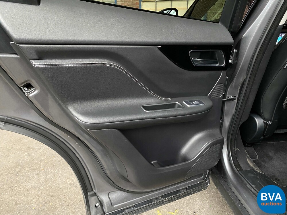 Jaguar F-Pace 2.0 25t R-Sport AWD 250pk 2019, N-803-JS