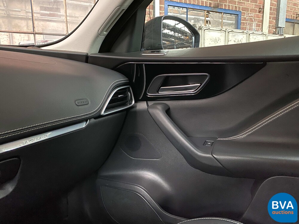 Jaguar F-Pace 2.0 25t R-Sport AWD 250pk 2019, N-803-JS