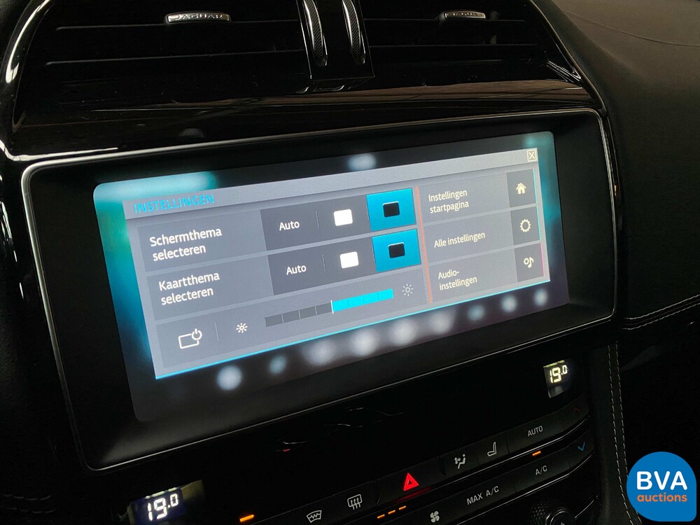 Jaguar F-Pace 2.0 25t R-Sport AWD 250pk 2019, N-803-JS