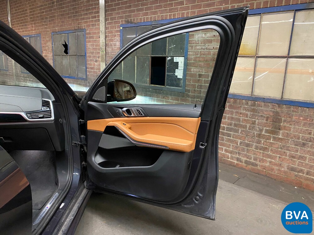 BMW X5 xDrive 40i High Executive M-Sport 340pk 2020 -Org NL- GARANTIE, H-671-BK.