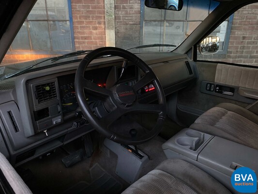 Chevrolet Silverado Pickup 1994 200hp.