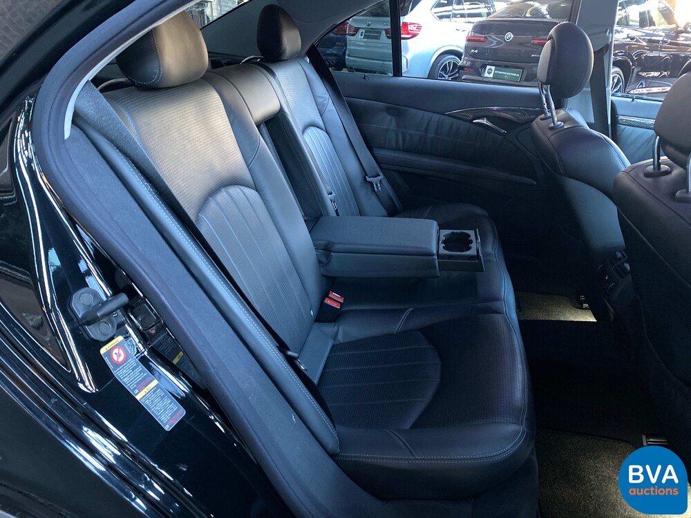 Mercedes-Benz E55 AMG Limousine 476pk 2004 -YOUNGTIMER-