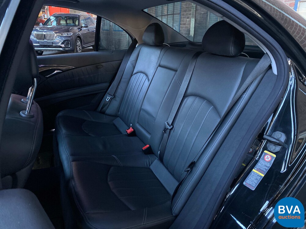 Mercedes-Benz E55 AMG Limousine 476pk 2004 -YOUNGTIMER-