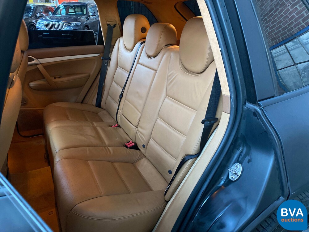 Porsche Cayenne Turbo 4.5 V8 450pk 2005 -YOUNGTIMER-