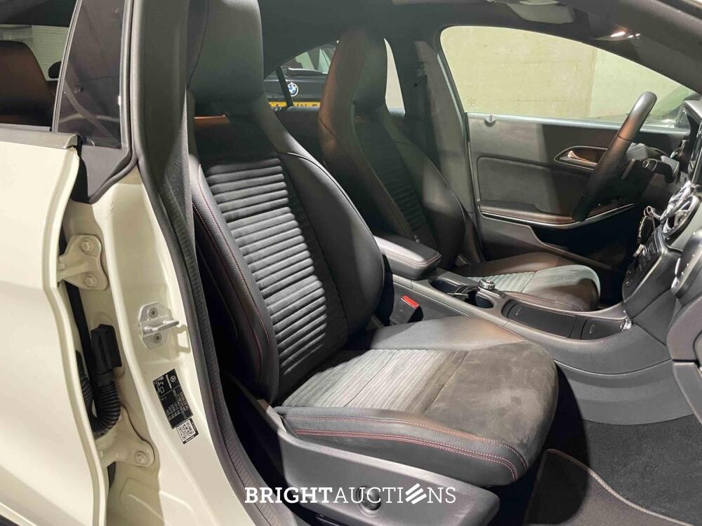 Mercedes-Benz CLA200 AMG Ambition 156hp 2013 (Original-NL) CLA-Klasse, 6-KPV-78