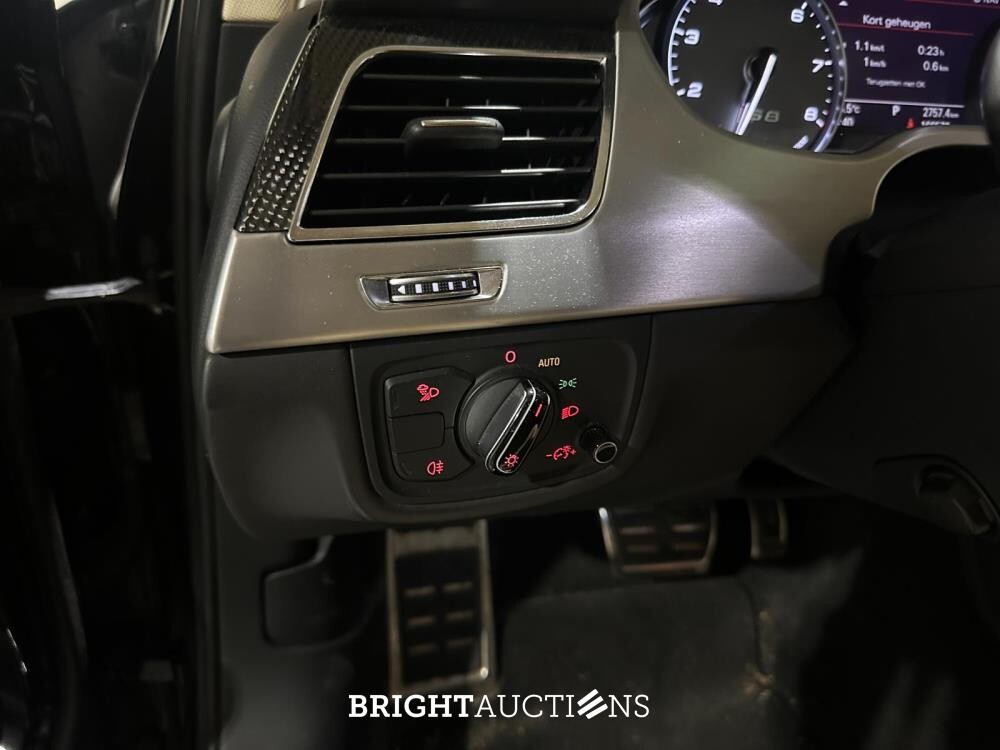  Audi S8 4.0 TFSI V8 Quattro 519pk 2013, J-608-LK