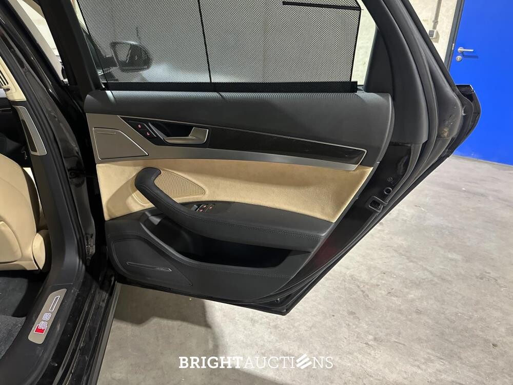  Audi S8 4.0 TFSI V8 Quattro 519pk 2013, J-608-LK