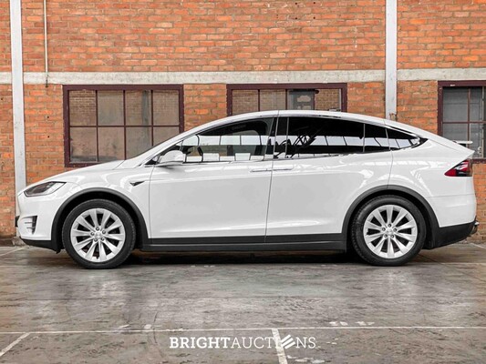 Tesla Model X 75D Base 7p 333pk 2018 (Origineel-NL), ST-663-B