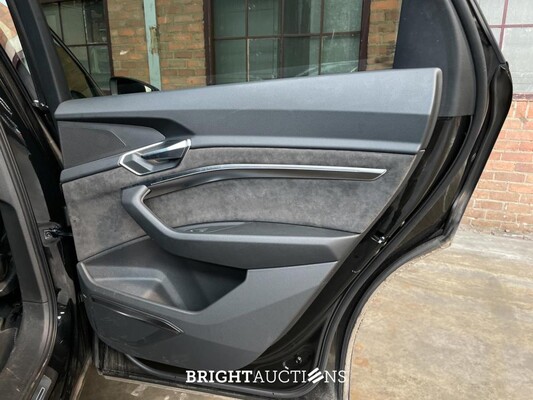 Audi e-tron 50 Quattro S Edition S-Line 71 kWh 313pk 2021, GRJ-01-P