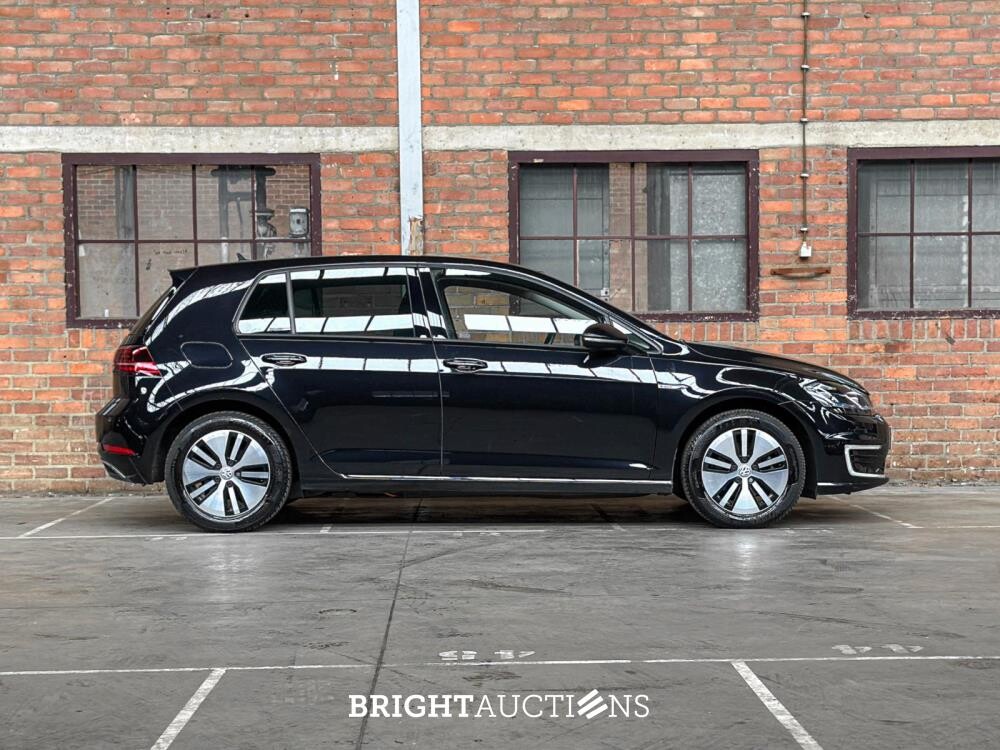 Volkswagen e-Golf 136pk 2019 (Origineel-NL), ZF-315-L