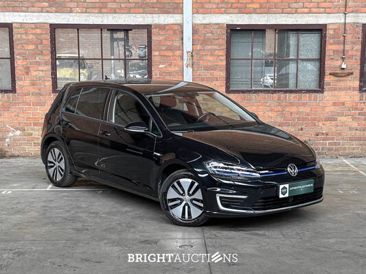 Volkswagen e-Golf 136pk 2019 (Origineel-NL), ZF-315-L