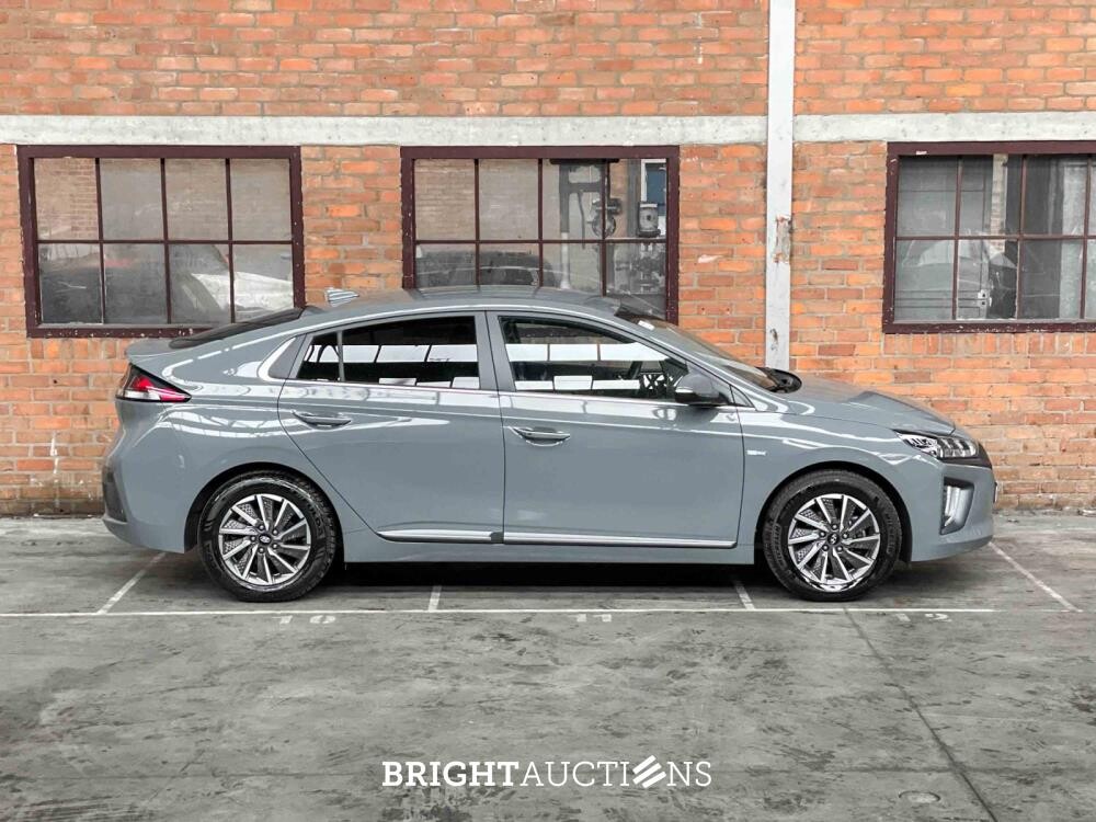 Hyundai IONIQ Comfort EV 38 kWh 136pk 2020 (Origineel-NL) H-997-LF